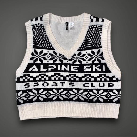 s n o w :: Retro Alpine Ski Sleeveless Sweater Knit Vest - Picture 5 of 10